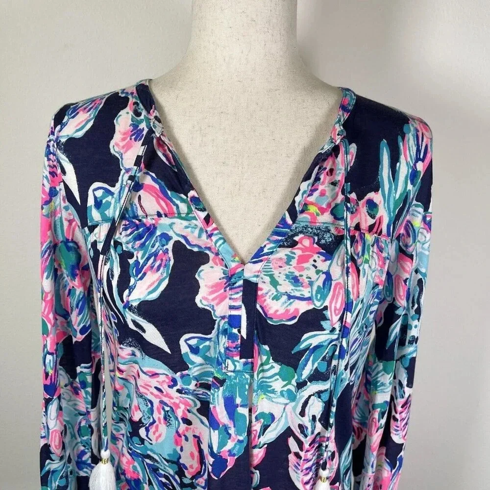 Lilly Pulitzer Top Blouse Size XS Blue Pink Long Sleeve Beach Tropical Fish - Picture 5 of 14